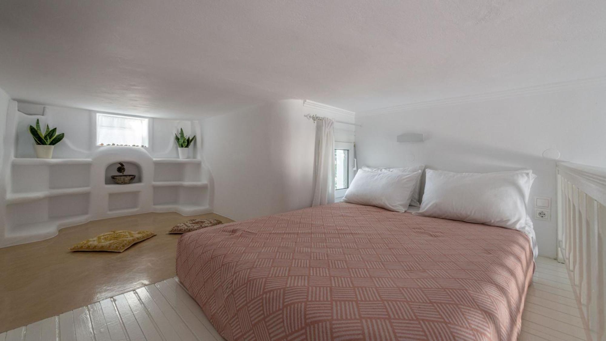 Floras Rooms Pollonia Eksteriør billede